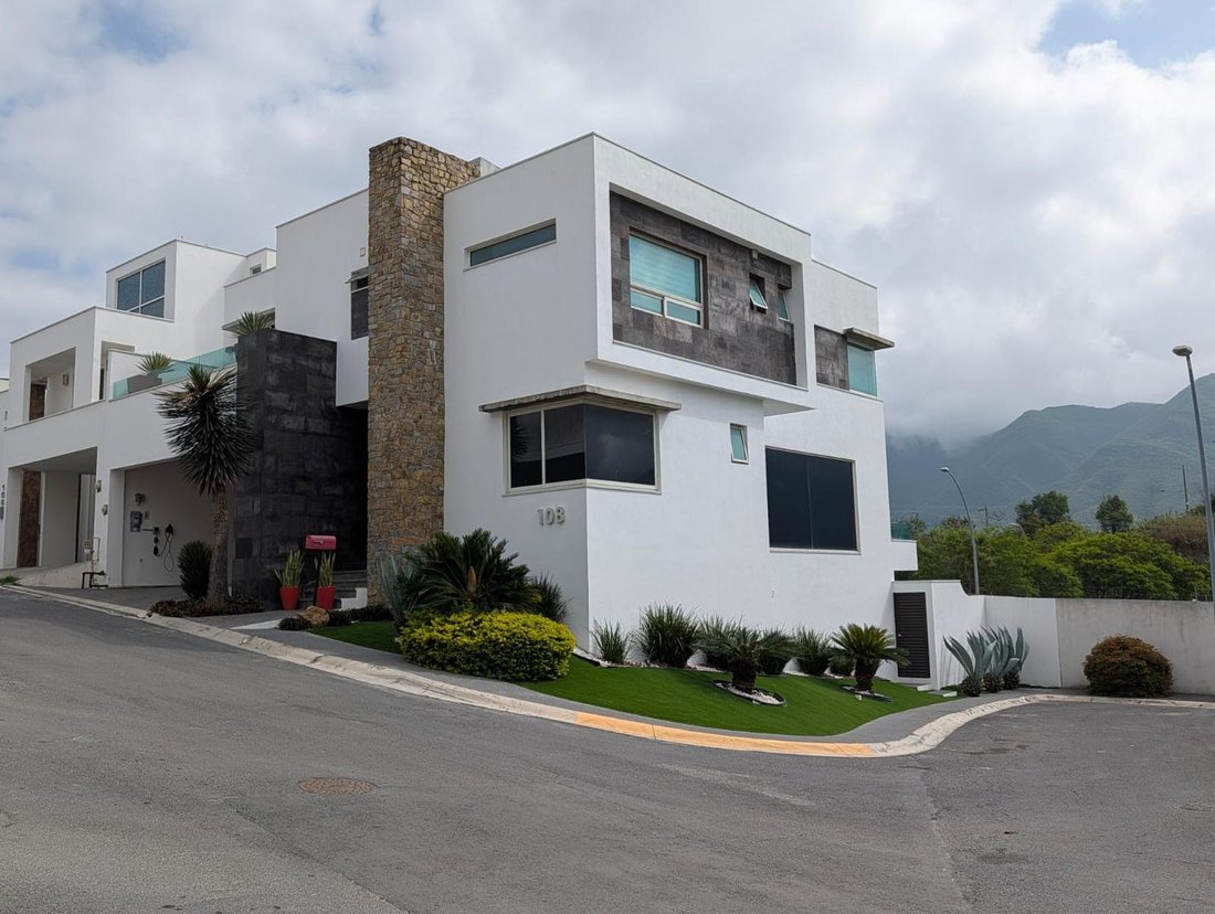 House in Monterrey, Nuevo Leon, Mexico 1 - 18641422