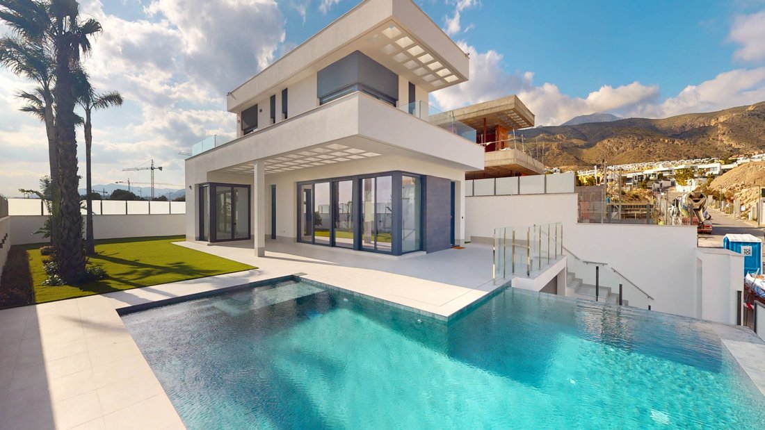 Villa in Finestrat, Valencian Community, Spain 1 - 18074496