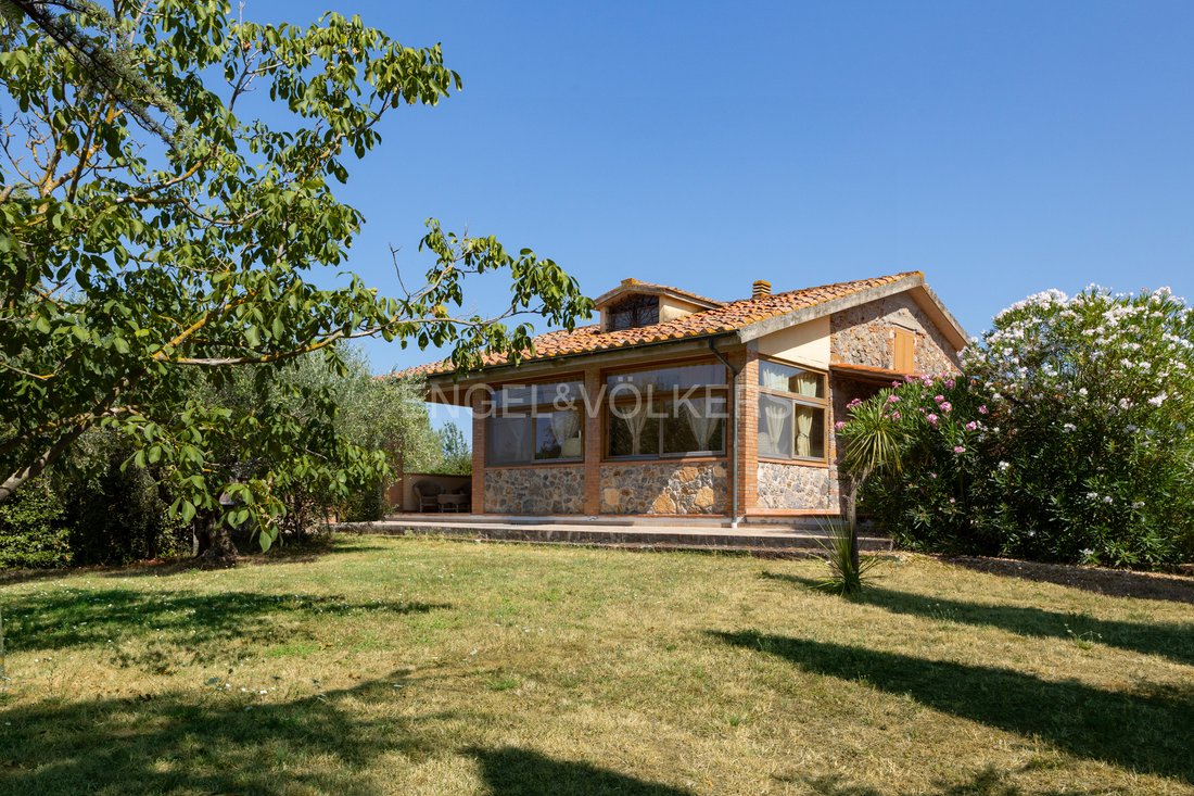 Villa in Massa Marittima, Tuscany, Italy 2 - 18641507