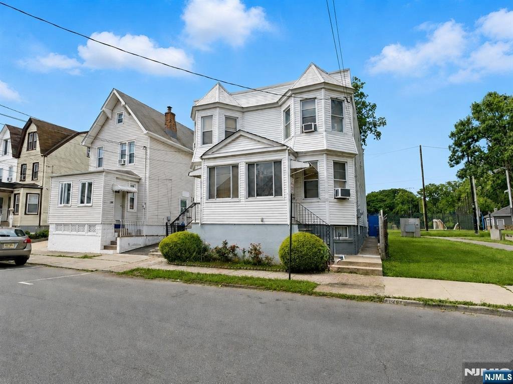 Apartment in Kearny, New Jersey, United States 4 - 18641548