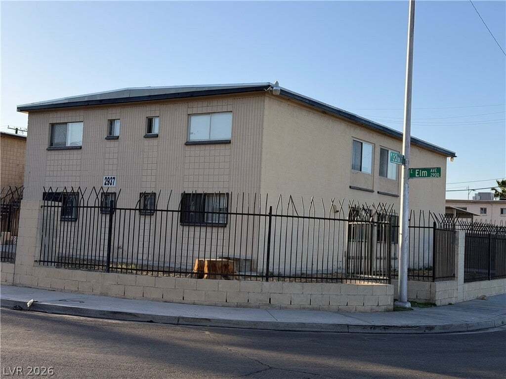 House in Las Vegas, Nevada, United States 3 - 17888560