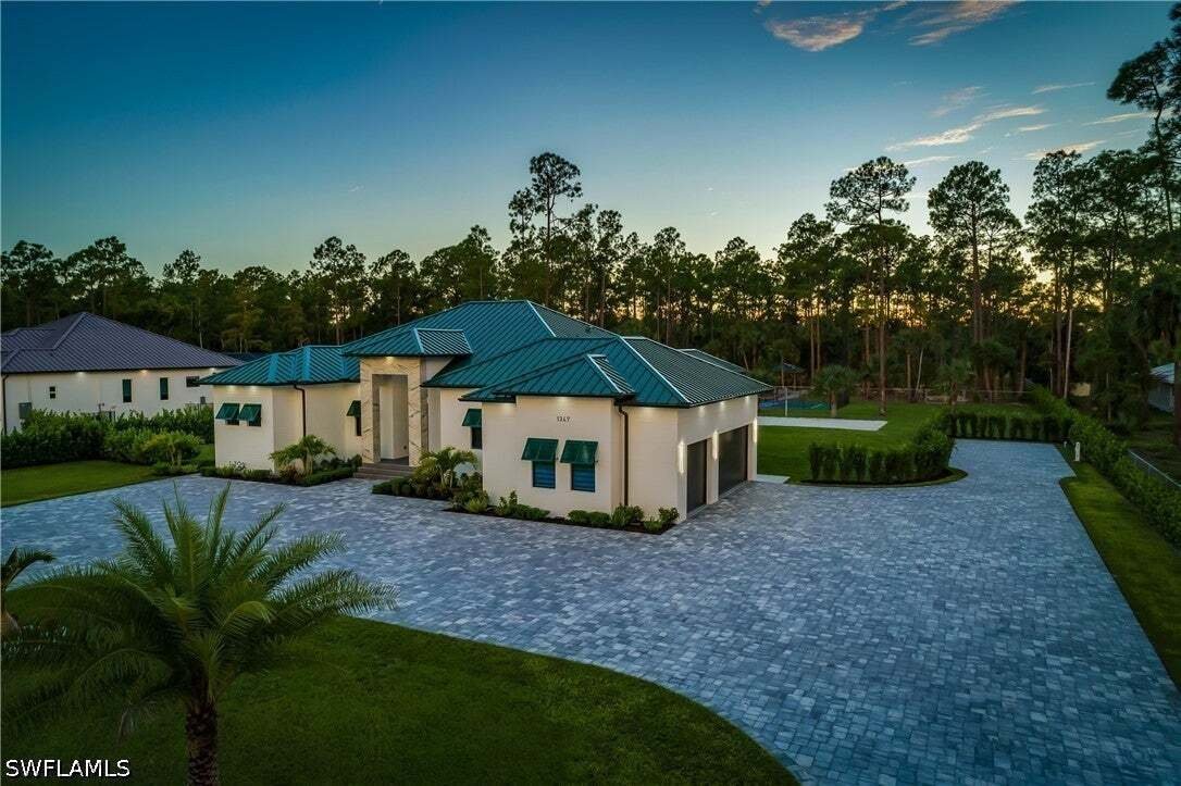 House in Naples, Florida, United States 3 - 18641676