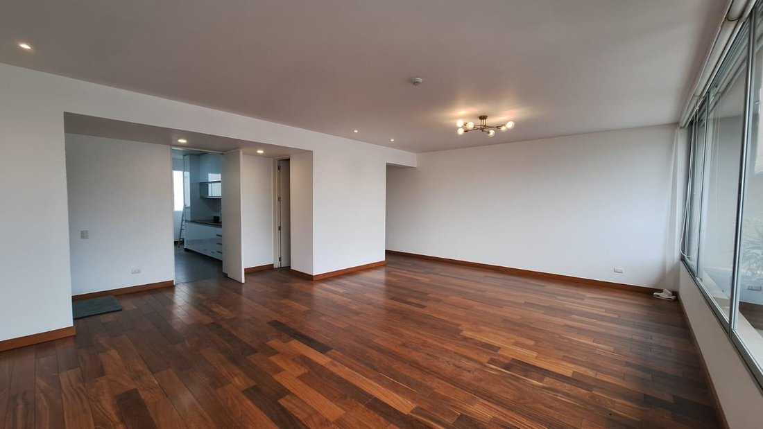 Apartment in Lima, Belarus 5 - 18641503
