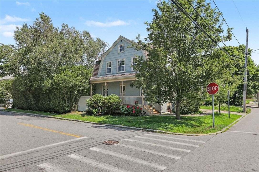 House in Pawtucket, Rhode Island, United States 5 - 18641731