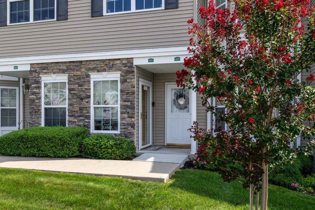 Condo in East Meadow, New York, United States 2 - 18641491