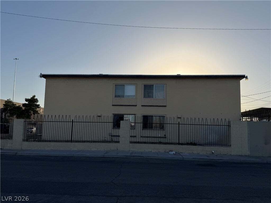 House in Las Vegas, Nevada, United States 4 - 17888560