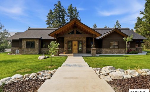 House in Gibbonsville, Idaho, United States 1