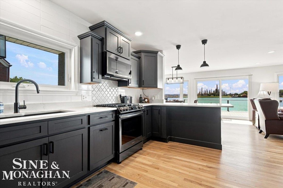 House in Marysville, Michigan, United States 3 - 18641762