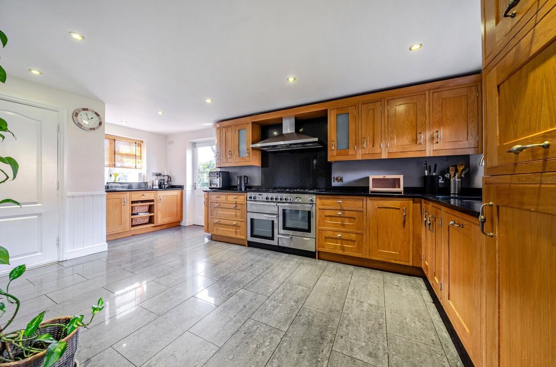 House in Taunton, England 2 - 17435450