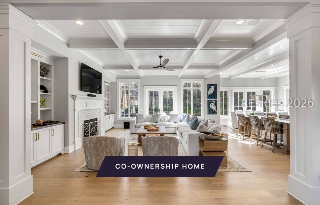 Co Op in Hilton Head Island, South Carolina, United States 1 - 18641618