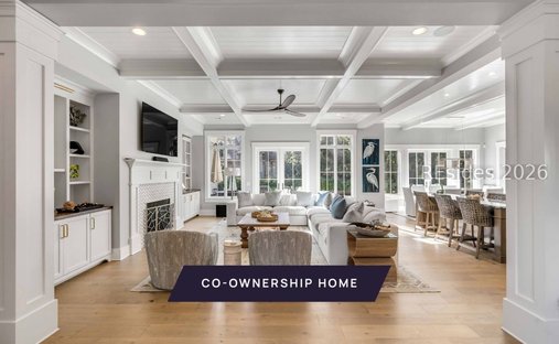 Co Op in Hilton Head Island, South Carolina, United States 1