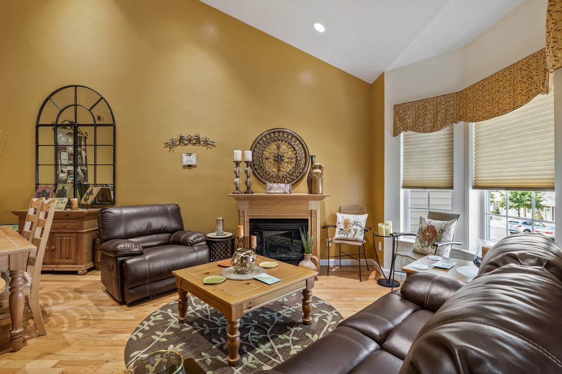 Condo in East Meadow, New York, United States 5 - 18641491