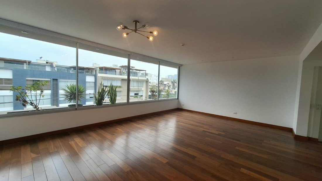 Apartment in Lima, Belarus 4 - 18641503
