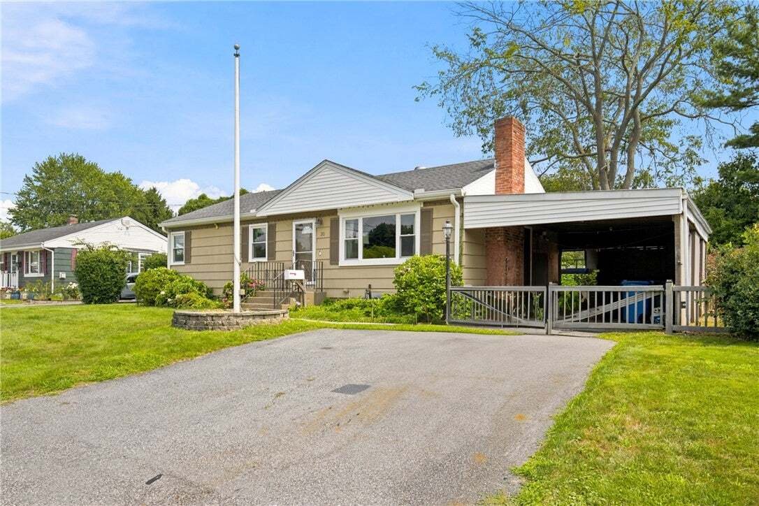 House in Middletown, Rhode Island, United States 3 - 18641729