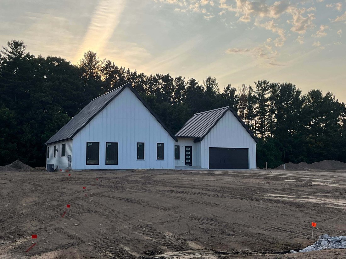 House in Traverse City, Michigan, United States 1 - 18308746