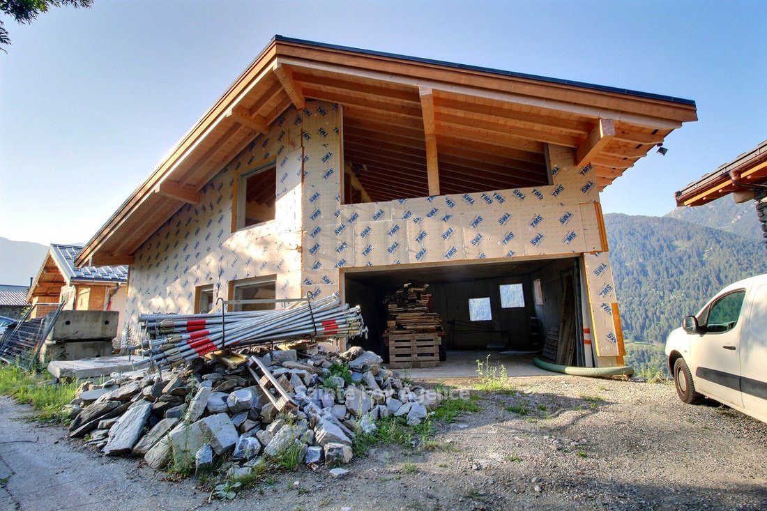 Chalet in Montvalezan, Auvergne-Rhône-Alpes, France 1 - 18641524