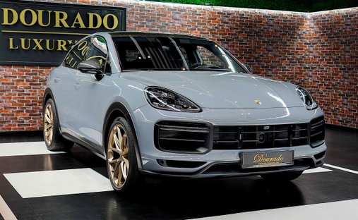 2023 Porsche Cayenne awd in Dubai, United Arab Emirates 1