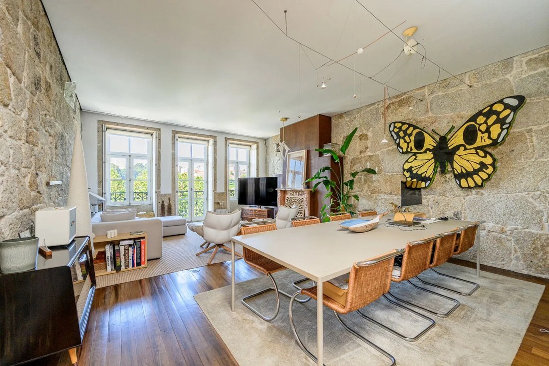Townhouse in Cedofeita, Santo Ildefonso, Se, Miragaia, Sao Nicolau e Vitoria, Porto District, Portugal 2 - 14899869