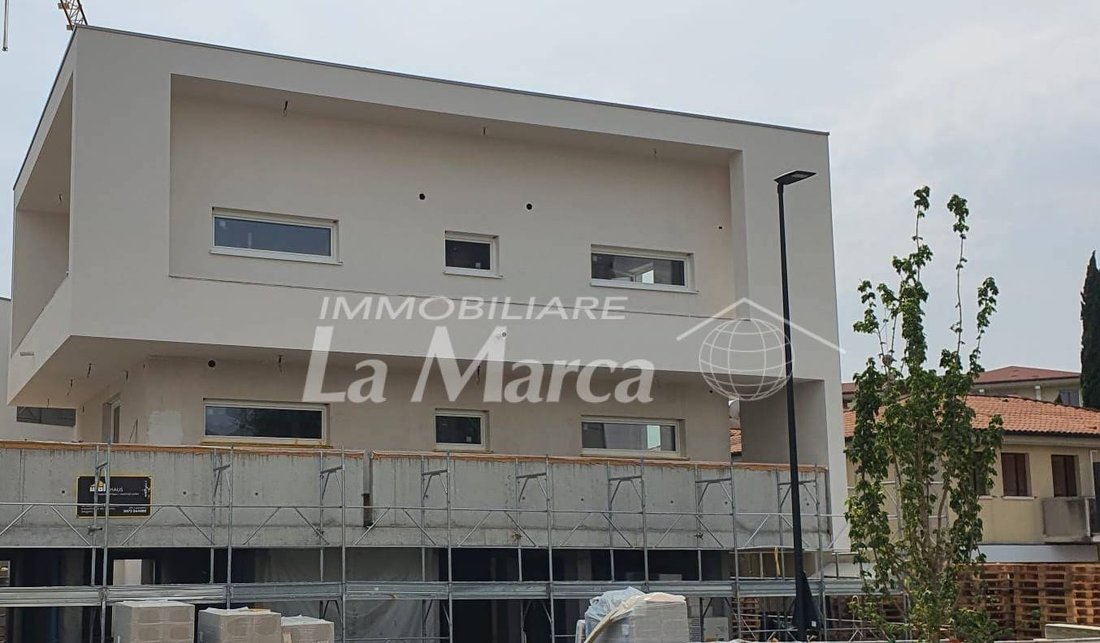 Apartment in Cathedral - Piazza dei Signori, Treviso, Italy 4 - 18645602