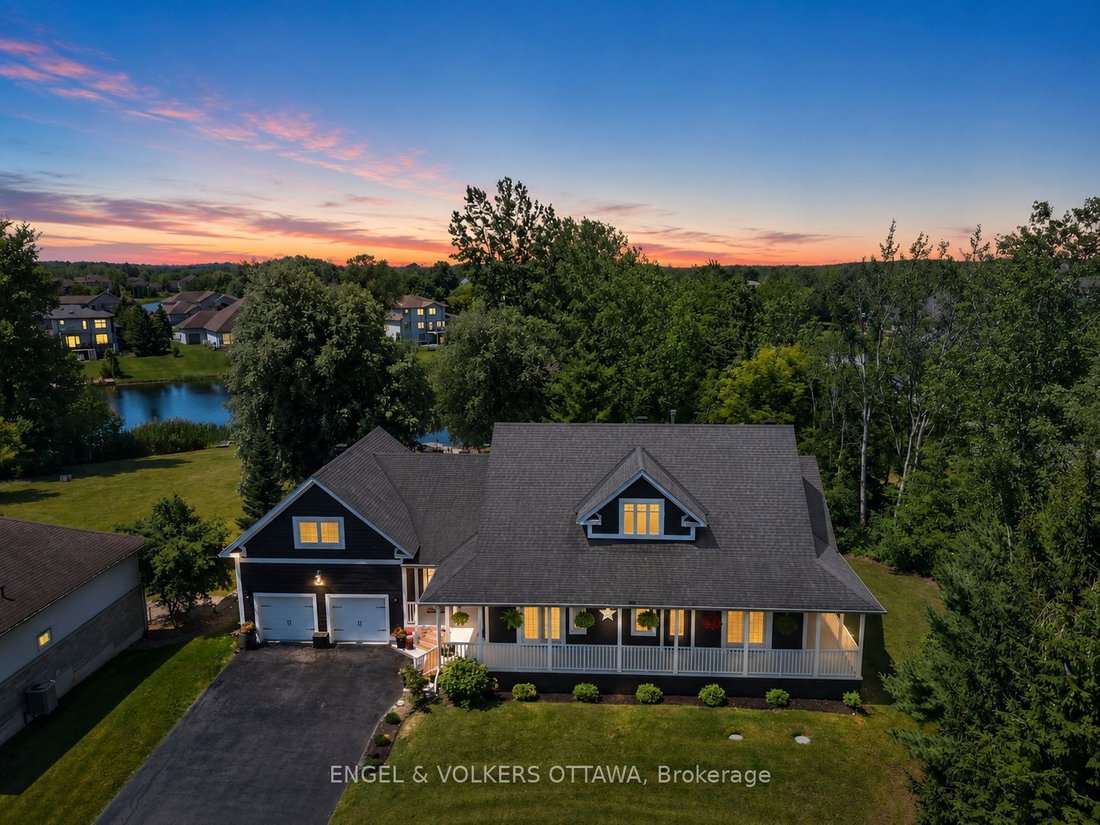 House in Ottawa, Ontario, Canada 3 - 18643530