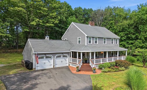 House in Goffstown, New Hampshire, United States 1