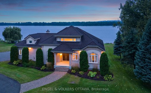 House in Ottawa, Ontario, Canada 1
