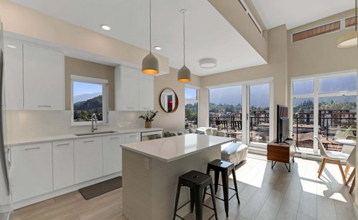 Condo in Squamish, British Columbia, Canada 1