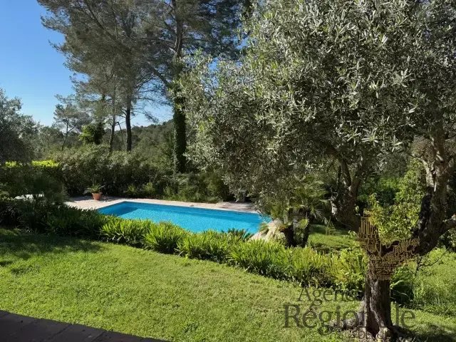 House in Le Rouret, Provence-Alpes-Côte d'Azur, France 1 - 16481896