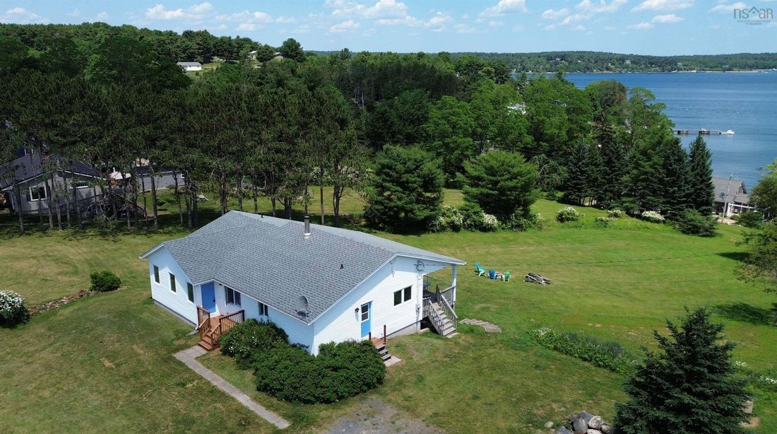 Maison à Lunenburg, Nouvelle-Écosse, Canada 1 - 17882919