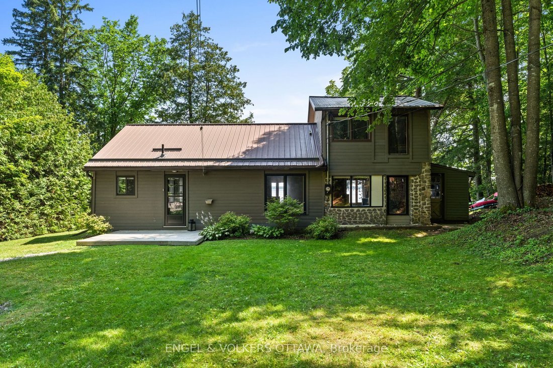 House in Greater Madawaska, Ontario, Canada 2 - 18642816