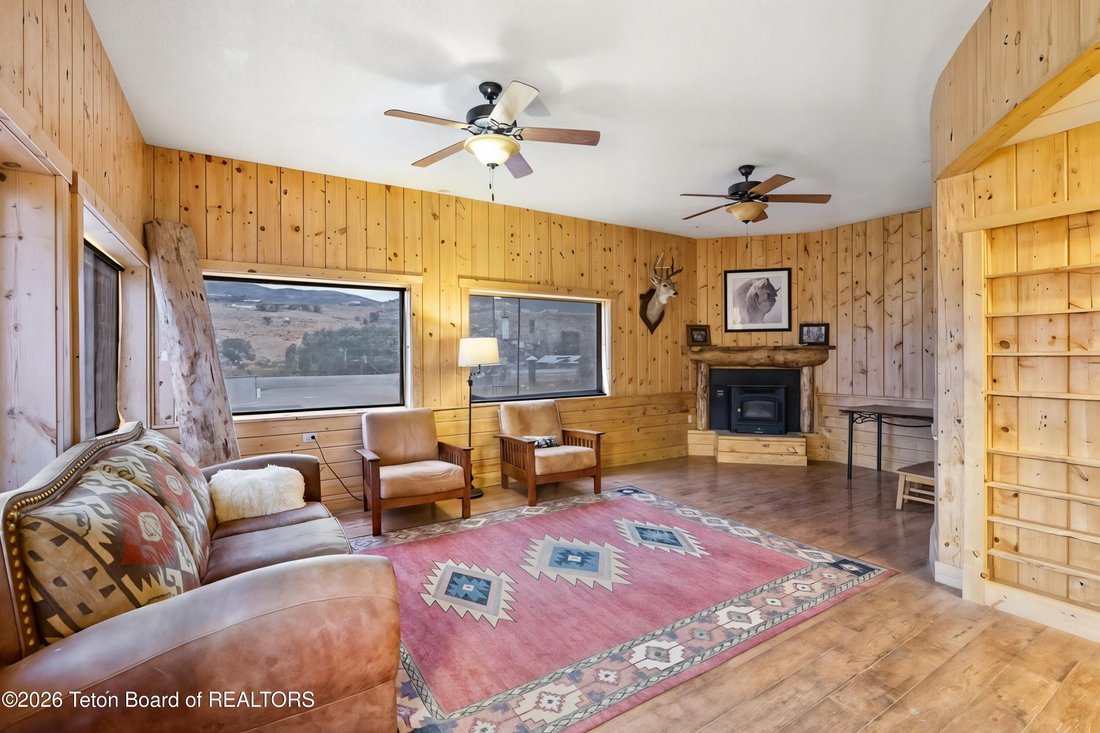 House in Dubois, Wyoming, United States 5 - 18643596