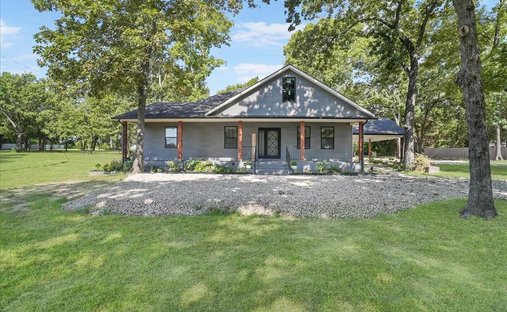 House in Athens, Texas, United States 1