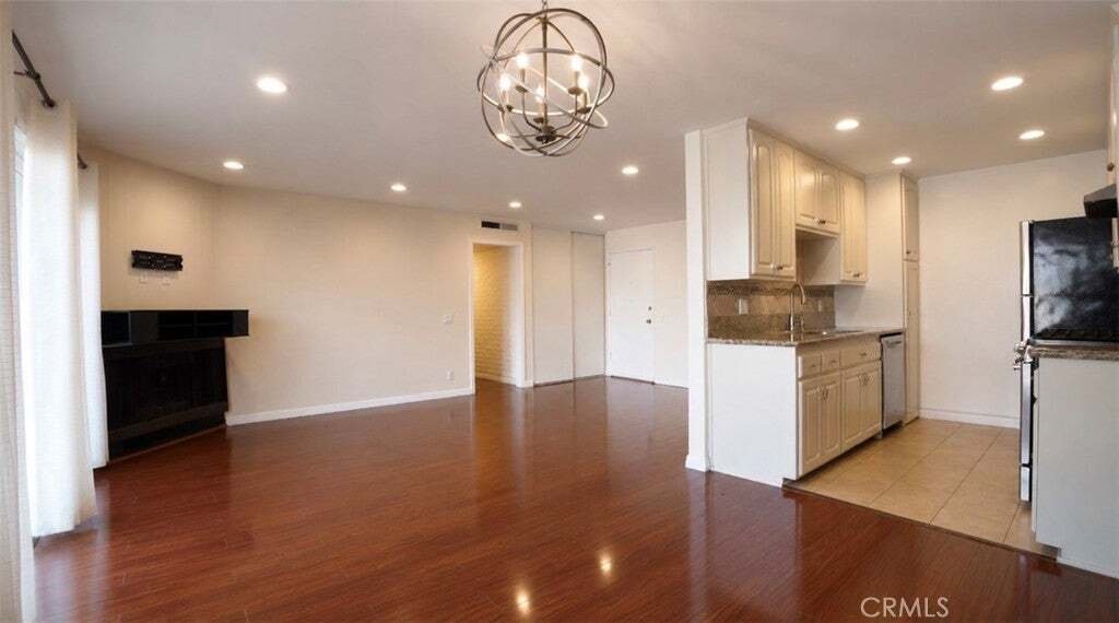 Condominio en Burbank, California, Estados Unidos 5 - 18185367