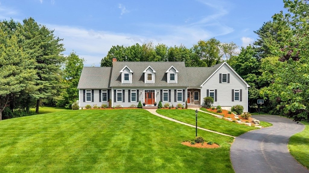 House in Framingham, Massachusetts, United States 4 - 18646888