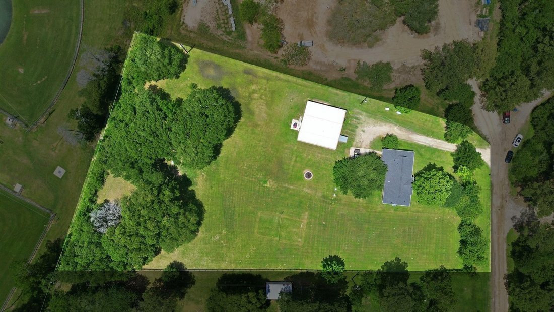 House in Tomball, Texas, United States 3 - 18647077