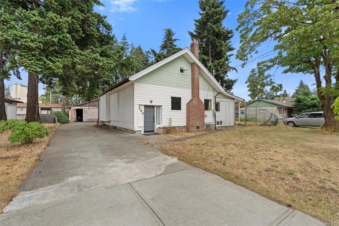 House in Colwood, British Columbia, Canada 2 - 18643817