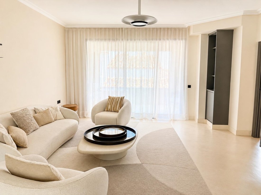 Apartment in Puerto Banus, Marbella, Spain 3 - 18647517