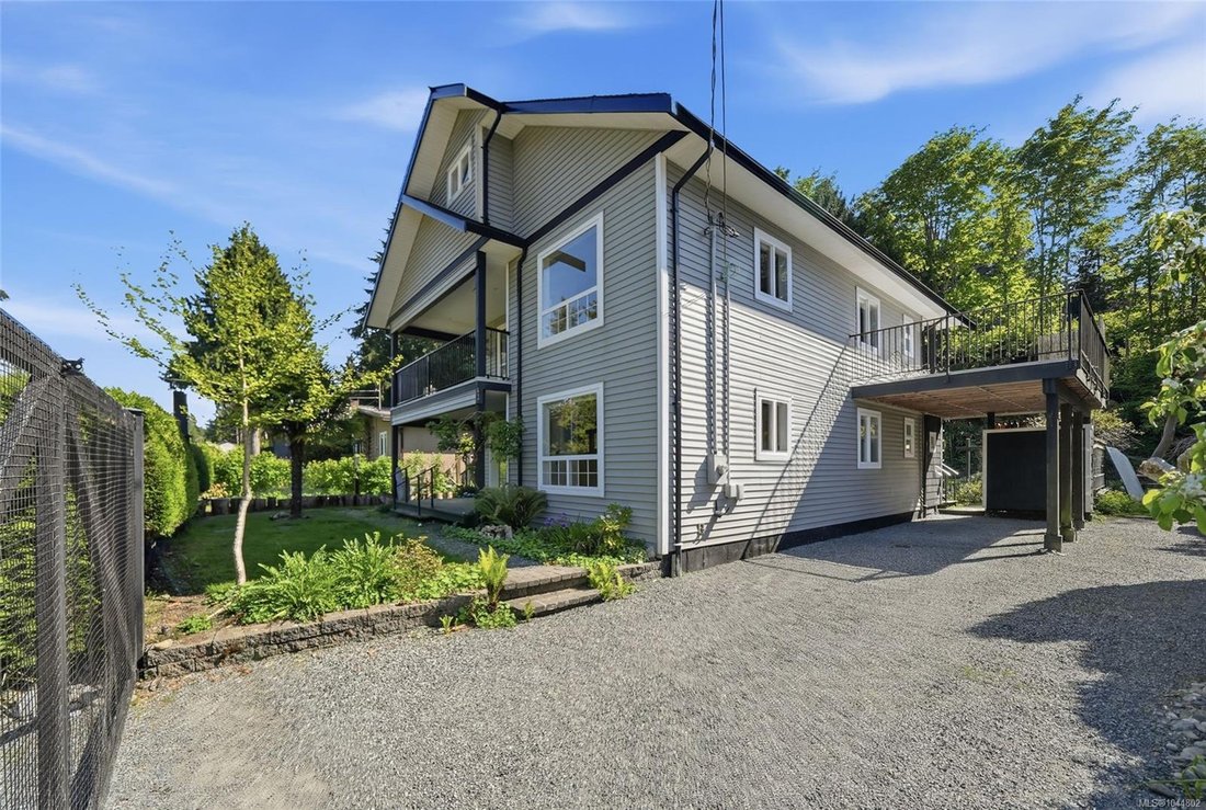 House in Nanaimo, British Columbia, Canada 3 - 18643692