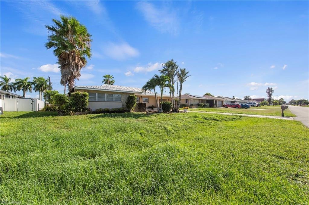 House in Cape Coral, Florida, United States 3 - 18646981