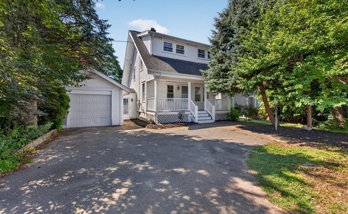 House in Somerset, Massachusetts, United States 1