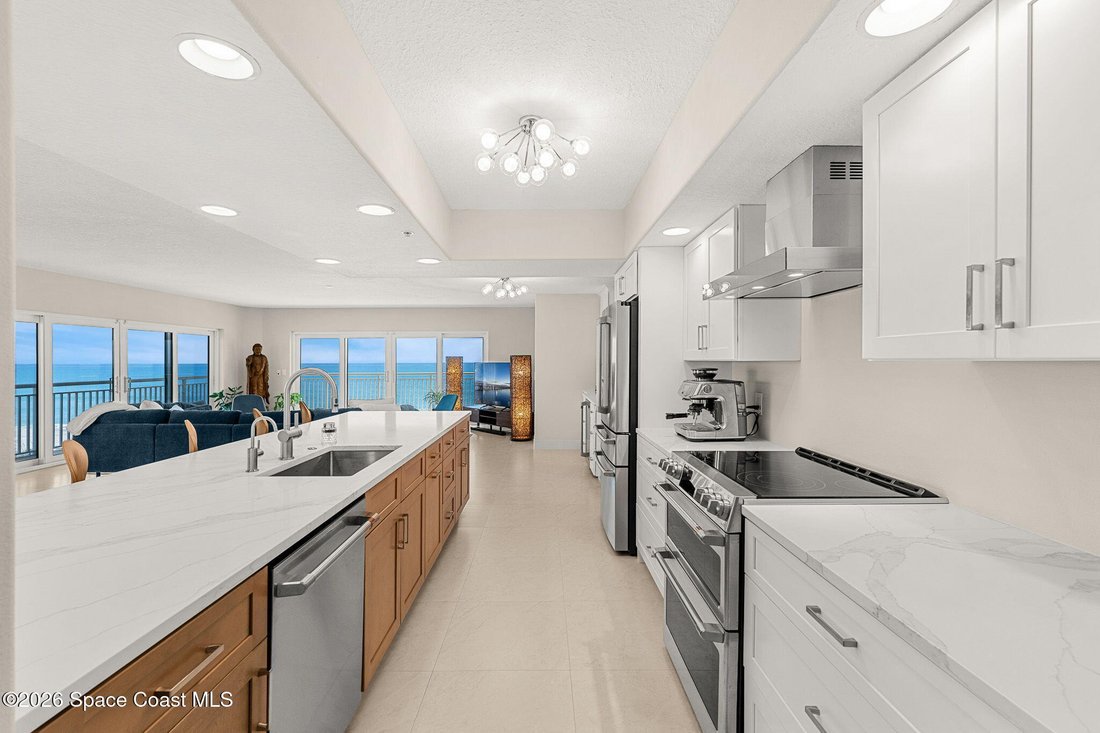 Condo in Indialantic, Florida, United States 4 - 18642807