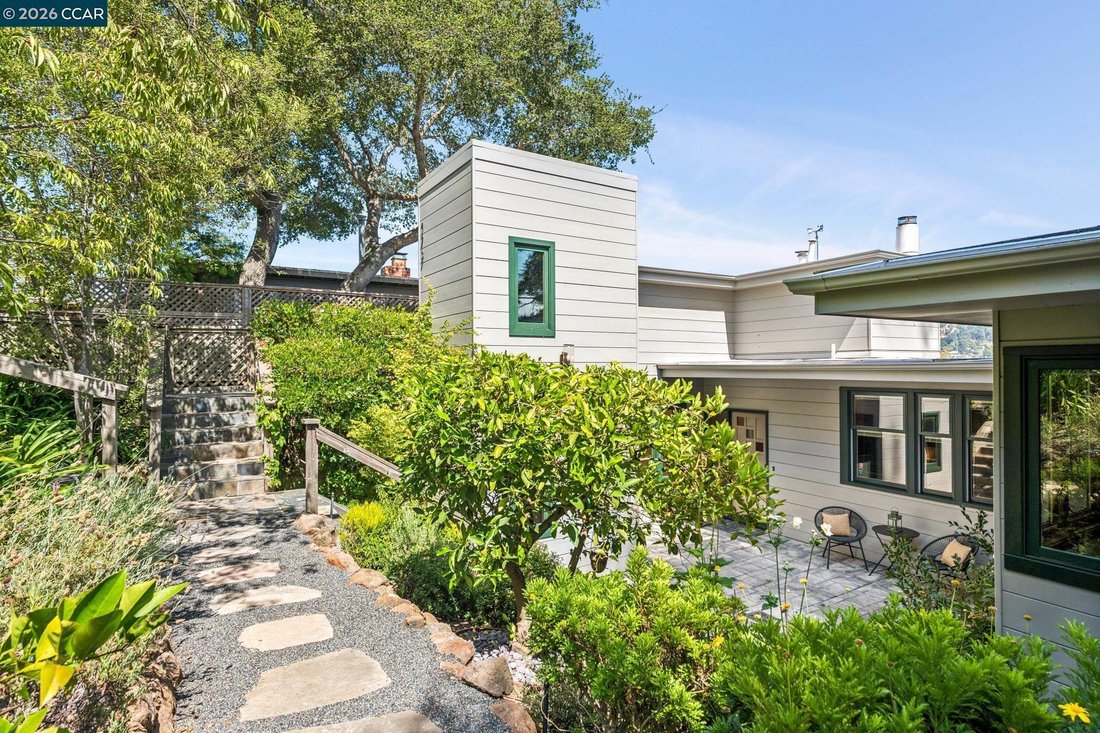 House in Oakland, California, United States 4 - 18646056