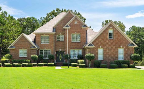 House in Chelsea, Alabama, United States 1