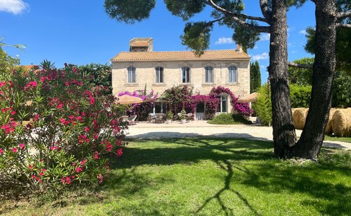 House in Arles, Provence-Alpes-Côte d'Azur, France 1
