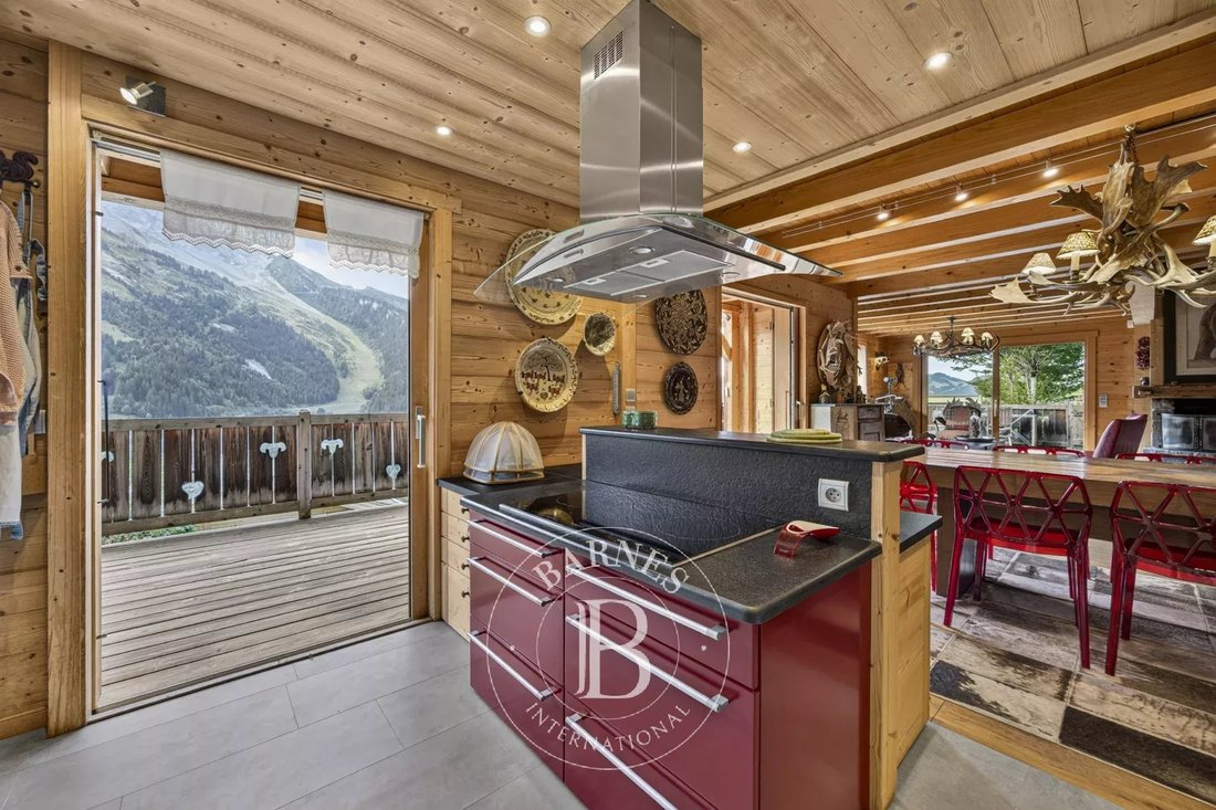 Chalet in La Clusaz, Auvergne-Rhône-Alpes, France 5 - 18643808