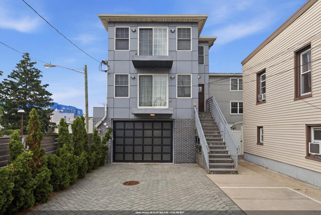 Condo in North Bergen, New Jersey, United States 1 - 18193637