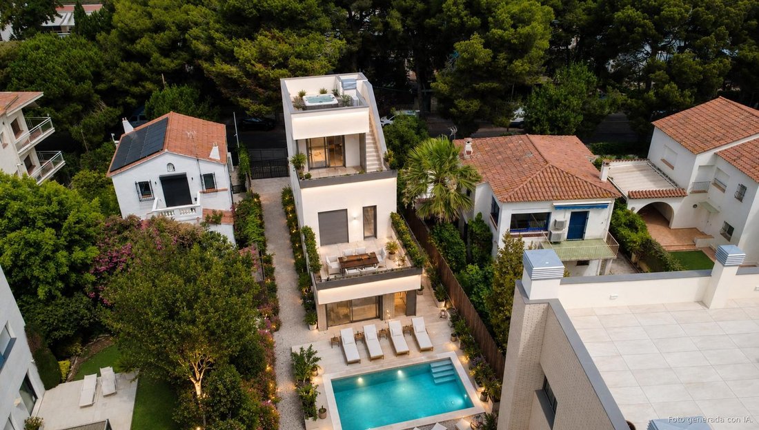 Villa in Sitges, Catalonia, Spain 1 - 18642371