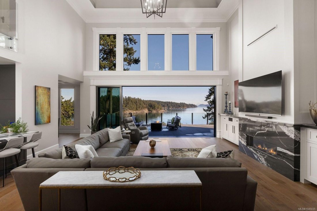 House in North Saanich, British Columbia, Canada 3 - 18643702