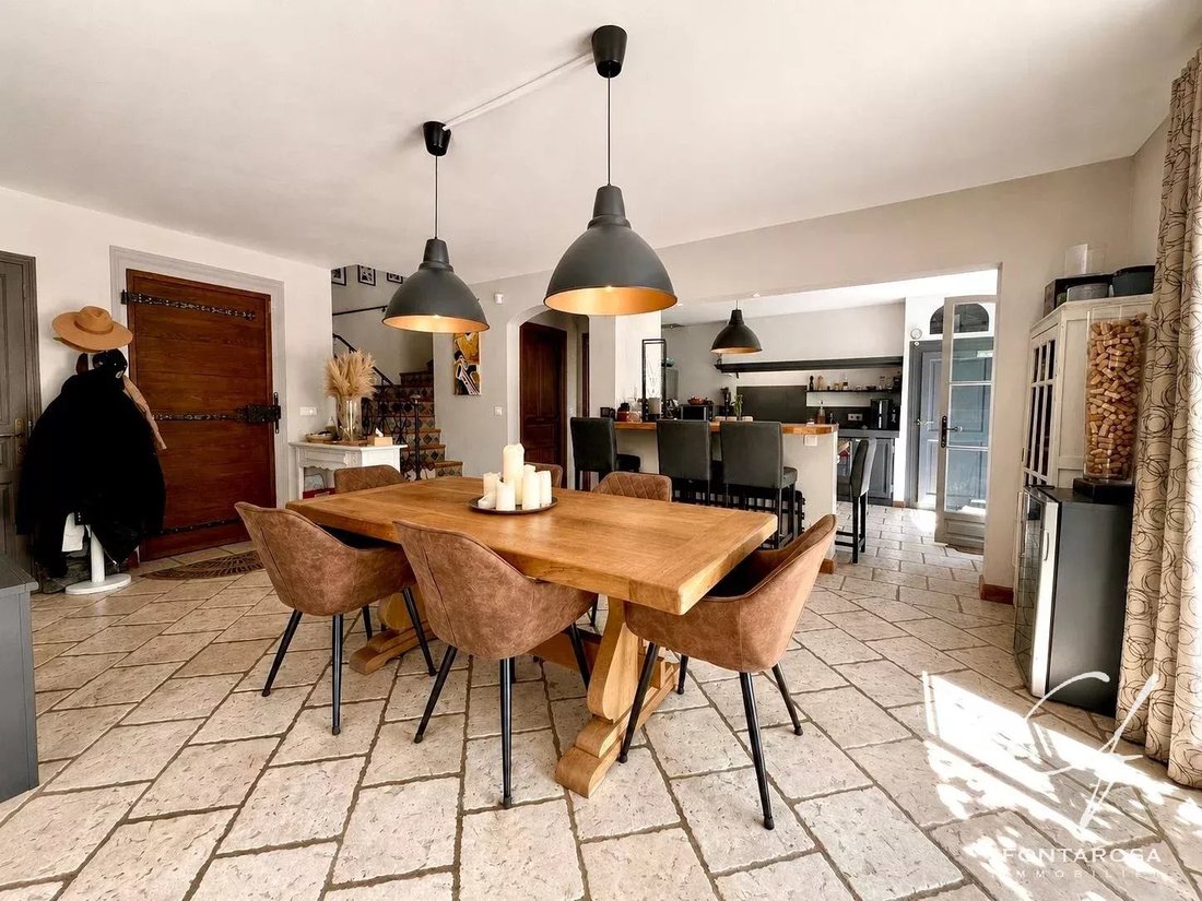Villa in Partie Nord-Ferrieres-Cadenades-Rouviere, Le Muy, France 4 - 18644348
