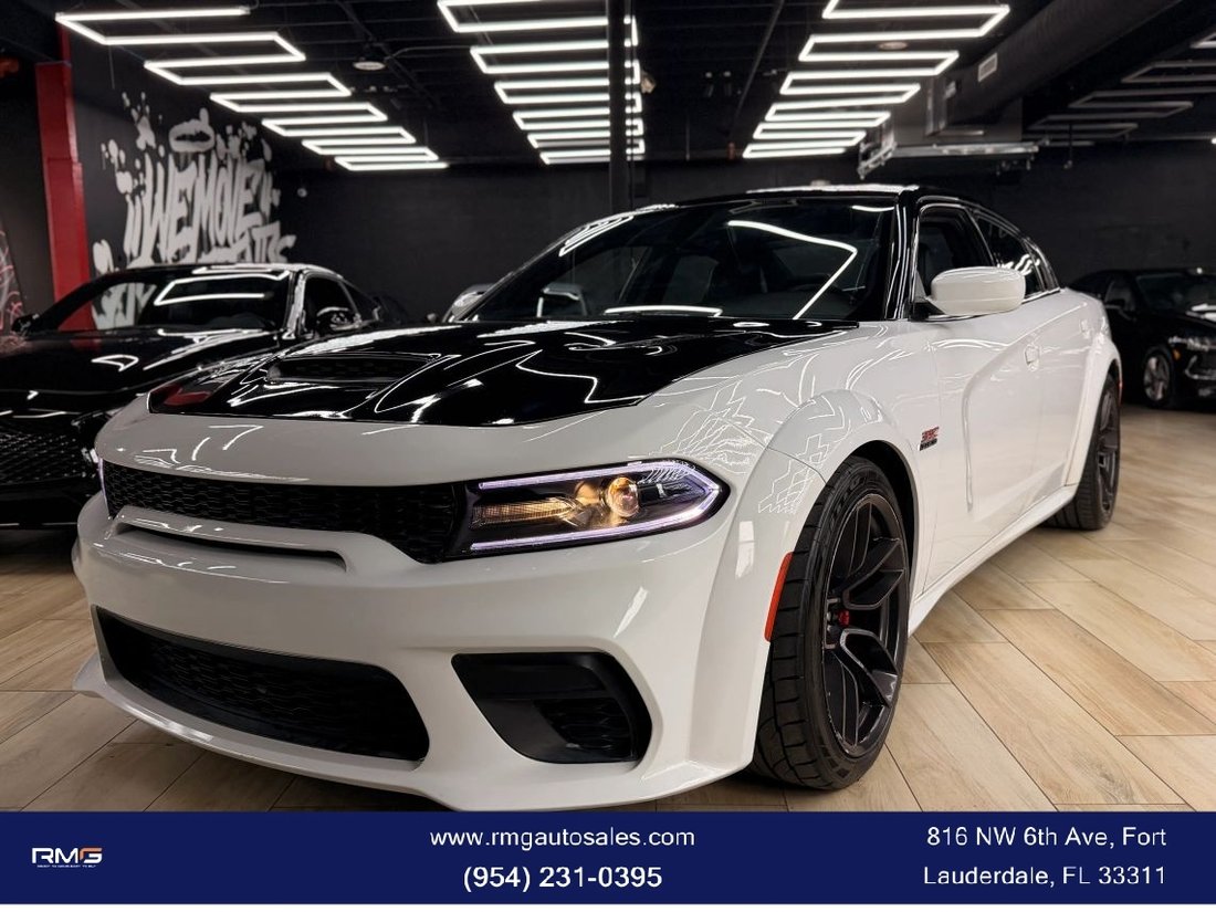 Sedan in Fort Lauderdale, FL, United States 1 - 18648127
